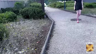 Lavyana, rouquine sulfureuse, veut deux bites pour le goÃ»ter